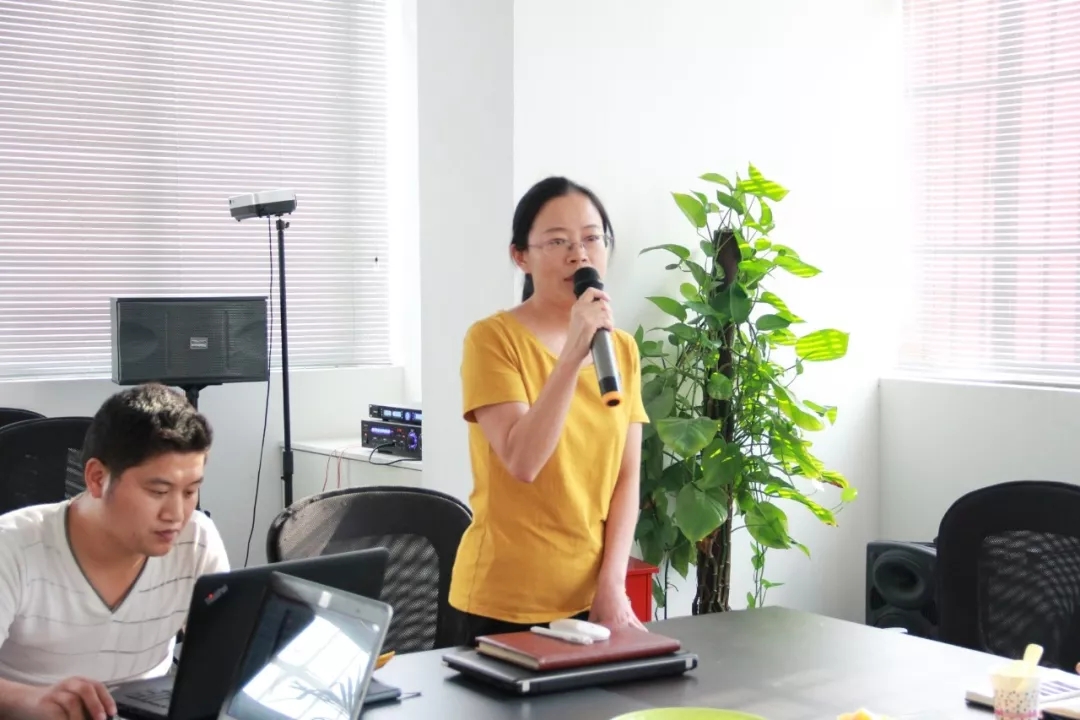 1571281061901058.jpg 640.webp (6).jpg